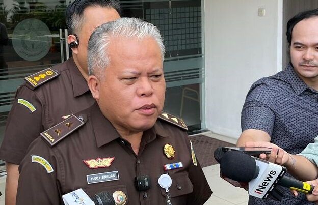 Mutasi Enam Kajati: Kuntadi Resmi Gantikan Mia Amiati di Jawa Timur